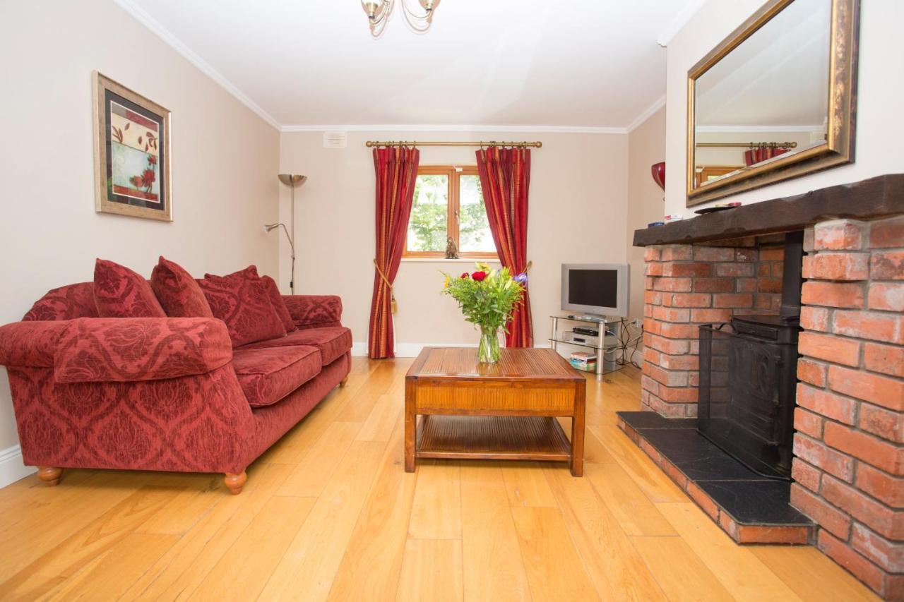 Decoy Country Cottages Navan Esterno foto
