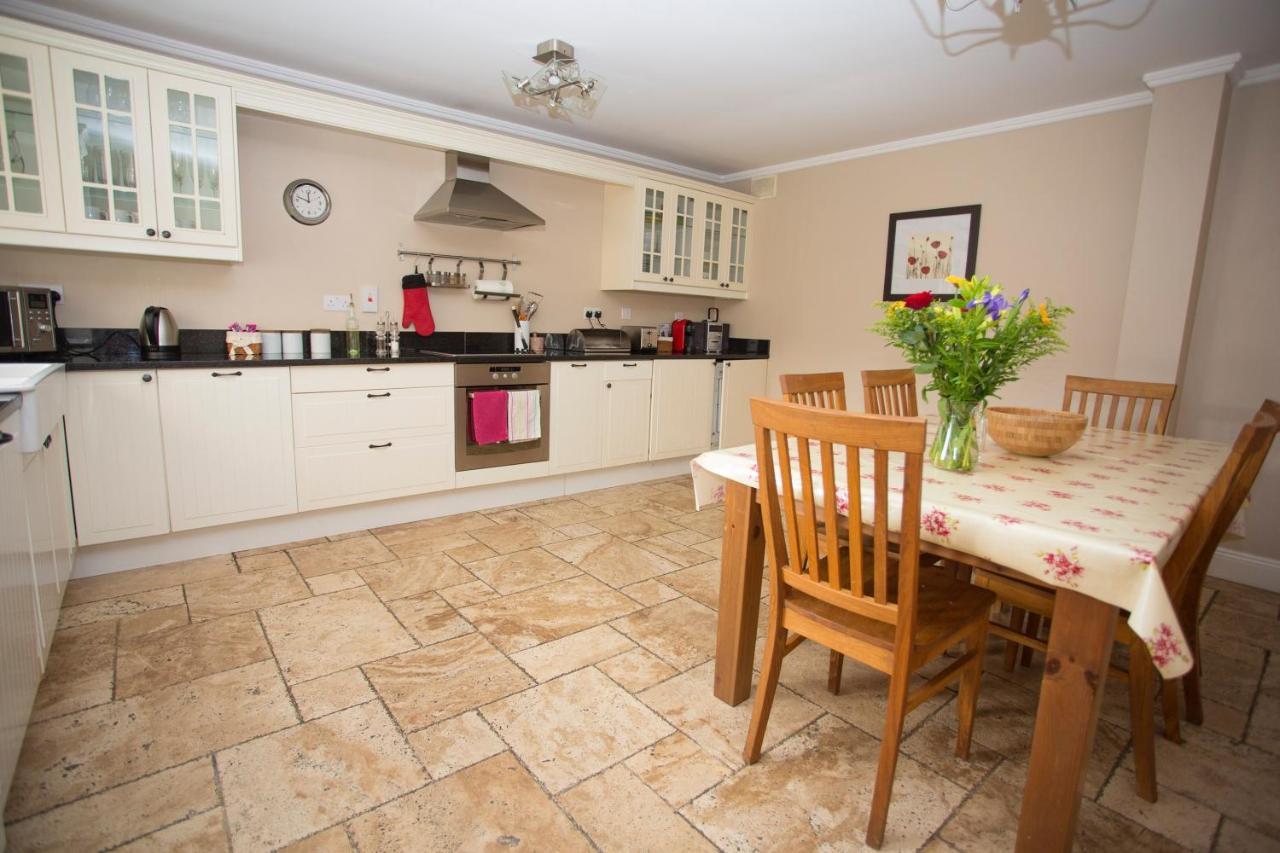Decoy Country Cottages Navan Esterno foto