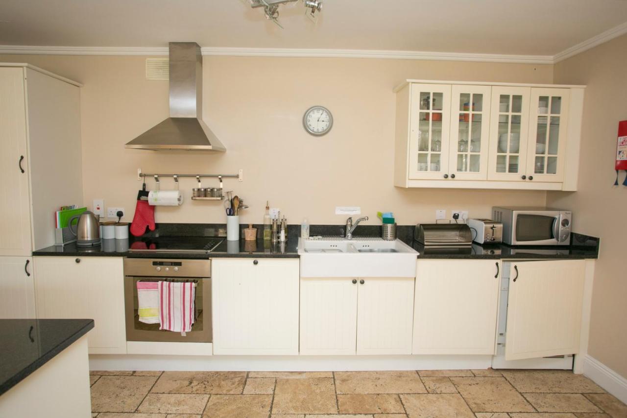 Decoy Country Cottages Navan Esterno foto