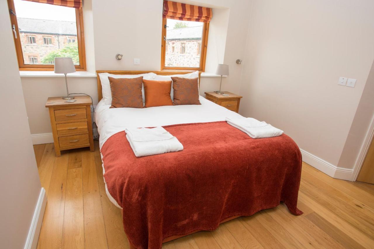 Decoy Country Cottages Navan Esterno foto