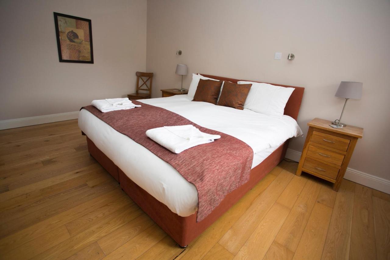 Decoy Country Cottages Navan Esterno foto