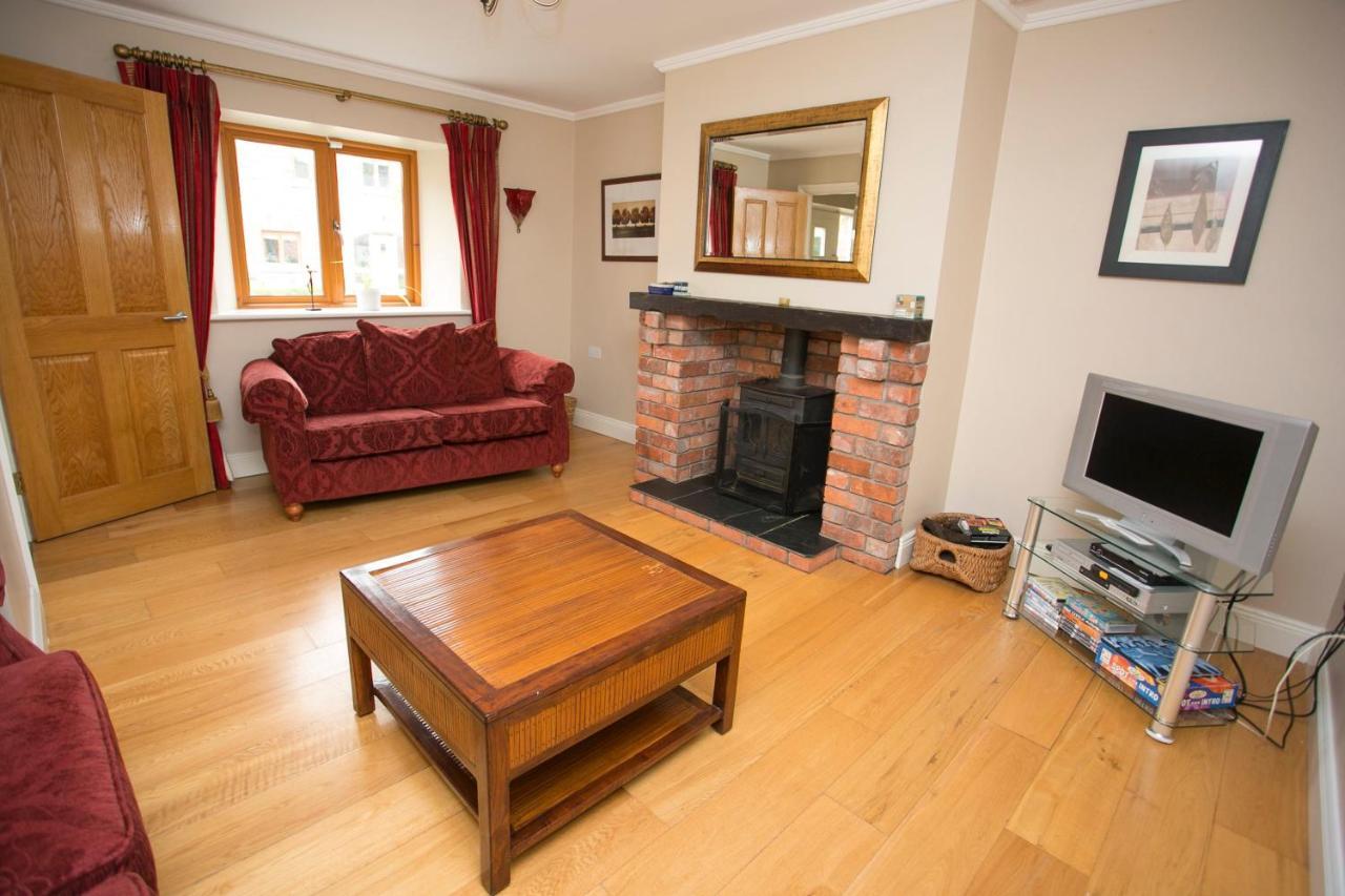 Decoy Country Cottages Navan Esterno foto