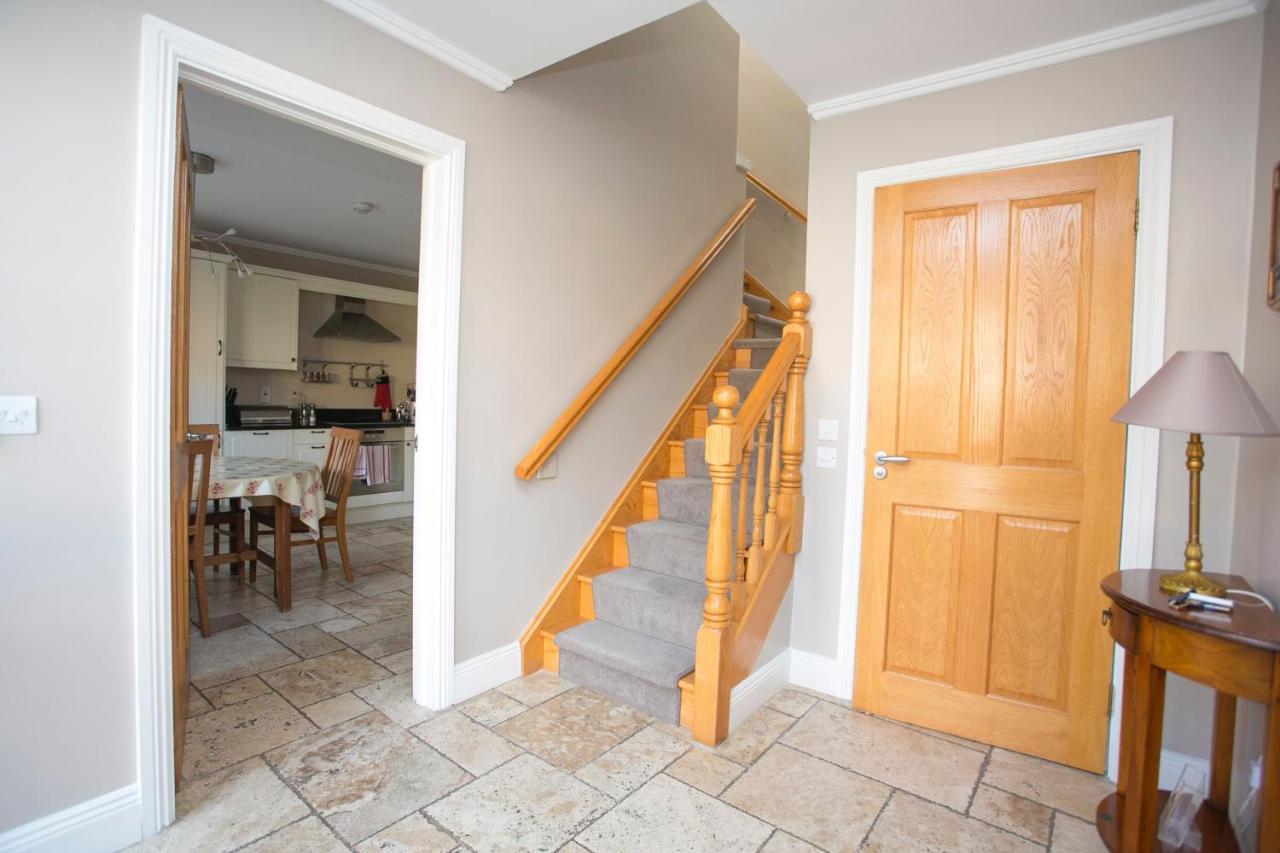 Decoy Country Cottages Navan Esterno foto