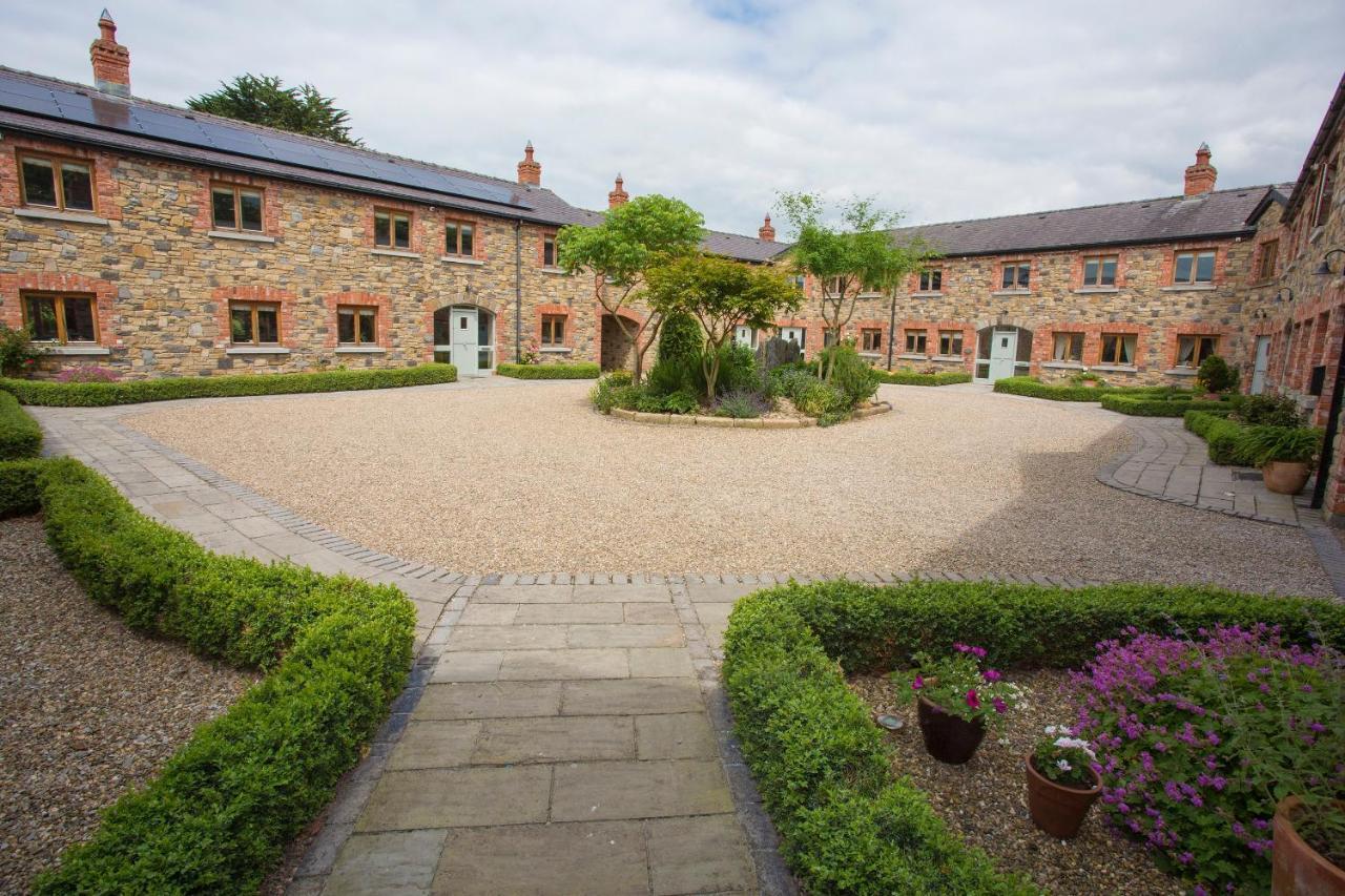 Decoy Country Cottages Navan Esterno foto