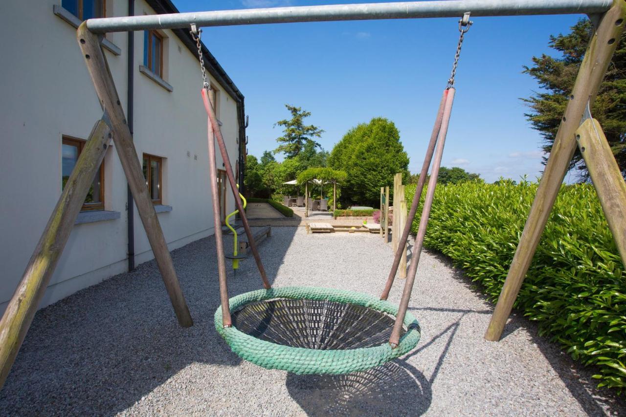 Decoy Country Cottages Navan Esterno foto